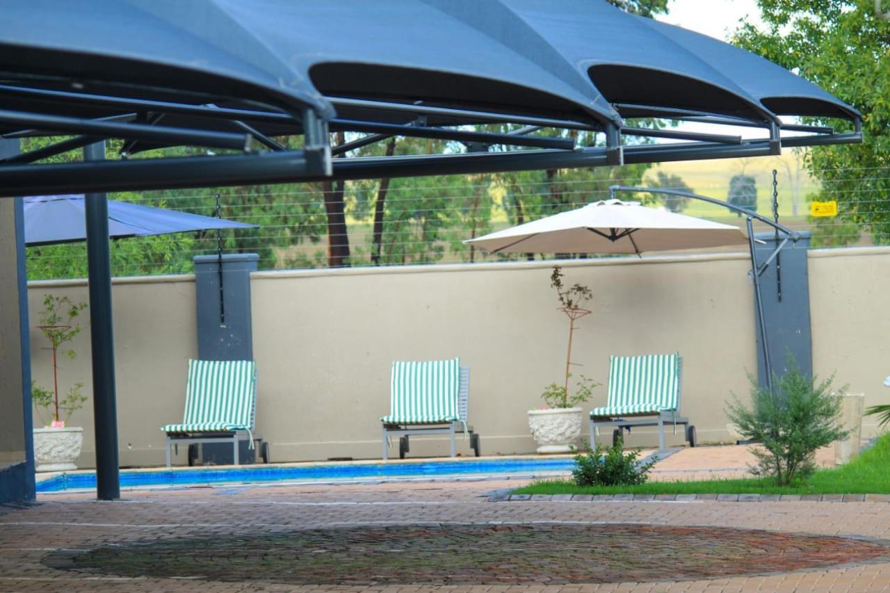 Tranquility Guesthouse Standerton Exterior foto